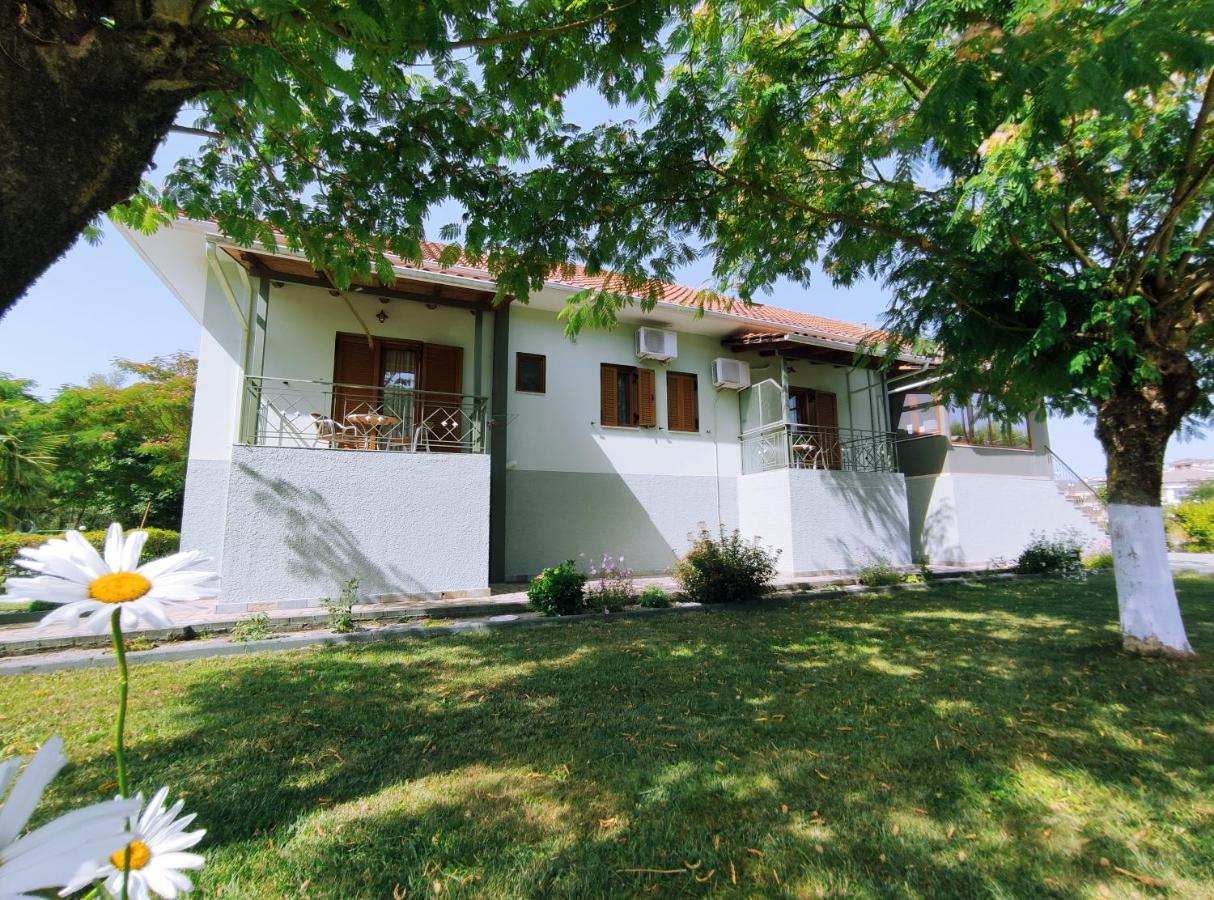 Zisis Garden Studios Ioannina Exterior photo