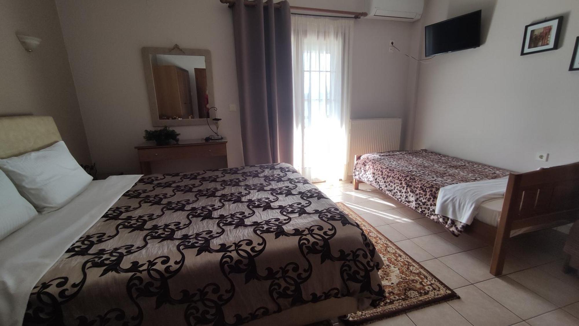 Zisis Garden Studios Ioannina Room photo